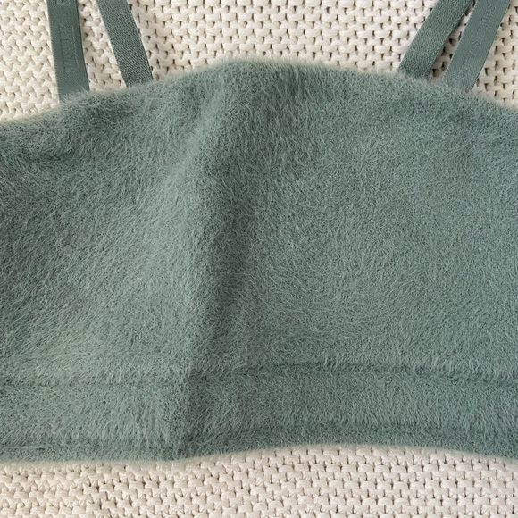 Gymshark x Whitney Simmons Eyelash Knit Bandeau - Picture 4 of 8